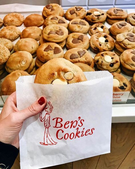 Ben’s Cookies Official on Instagram: “Click on the ( link in our bio) for our full menu and to place an order for delivery or pickup across #London ✨ #Nationwide Delivery Coming…” Creme Cookies London, Bens Cookies, Business Cookies, Ben's Cookies, London Dinner, Instagram Cookies, Cookie Shop, S Cookies, Cookies Branding