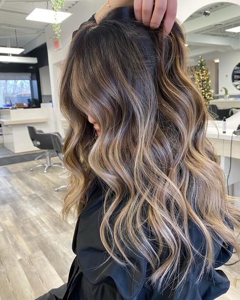 Balyage Long Hair, Light Brunette Hair, Baylage Hair, Balayage Long Hair, Black Hair Balayage, Brown Hair Looks, Bronde Balayage, Brown Hair Inspo, Bronde Hair