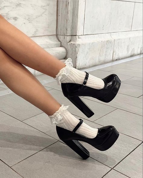 Anna Johnson, Heels And Socks, Pretty Heels, Frilly Socks, How To Walk, Cute Shoes Heels, Leather Western Boots, Fancy Shoes, Lace Socks