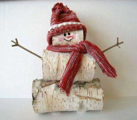 Snowman Log Snowman, Snowmen Decorations, Woodcraft Ideas, Ideas Decoracion Navidad, Birch Tree Decor, Birch Craft, Log Ideas, Tre Kunst, Happy Snowman