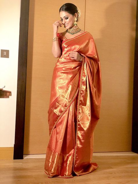 #Stylebuzz: Hina Khan Amazes In A Kanjivaram Saree At The Dubai Fashion League | India Forums Khan Saree Dress, Saree Dress Design, भारती��य दुल्हन संबंधी, South Indian Bride Saree, डिजाइनर कपड़े, Designer Sarees Wedding, Kanjivaram Sarees Silk, Bridal Sarees South Indian, Indian Bridal Sarees