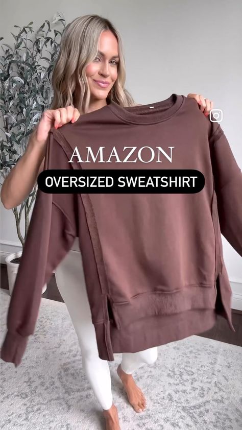 Oversize Crewneck Outfit, Oversized Crew Neck Sweatshirt Outfit, Oversized Crewneck Outfit, Trail Outfits, Oversized Sweatshirt Outfit, Crewneck Sweatshirt Outfit, Crewneck Outfit, Oversized Crewneck, Sweatshirt Outfit