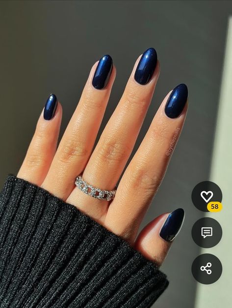 Dark Blue Shiny Nails, Dark Blue With Chrome Nails, Dark Blue Metallic Nails, Navy Nails Chrome, Dark Blue Crome Nails, Sparkly Navy Nails, Chrome Navy Nails, Dark Blue Chrome Nails Designs, Chrome Navy Blue Nails