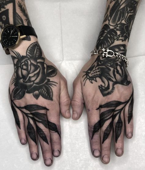 Hand Tattoos Masc, Big Hand Tattoos, Old School Hand Tattoo, Dark Tats, Tree Tat, Traditional Hand Tattoo, Wolf Tattoo Sleeve, Knuckle Tattoos, Tattoo Board