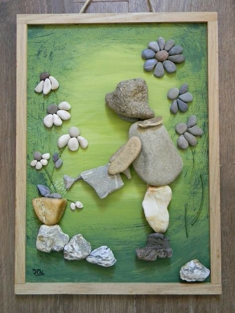 Beach Rock Art, Stone Pictures Pebble Art, Art Coquillage, Stone Wall Art, Pebble Art Family, Diy Rock Art, Rock Sculpture, Rock And Pebbles, Stone Pictures