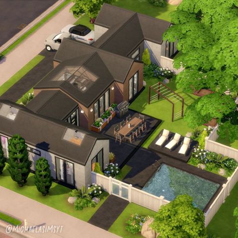 Base Game Modern Bungalow 🤎 A spacious middle-sized bungalow for a family of 5 sims built using only Base Game! The middle of the house is where you can find the main living spaces, the bedrooms are on the side! No CC and Maxis Match the sims 4 house exterior || the sims 4 exterior || the sims 4 house || the sims 4 house ideas || sims 4 houses || sims 4 house plans #thesims4 #simshouse #simsbuild #showusyourbuilds #sims4maxismatch #sims4housebuild #simshome #dreamhouse #sims Sims 4 House Ideas, Sims 4 Modern House, Sims 4 Houses Layout, Lotes The Sims 4, Sims 4 House, Modern Bungalow Exterior, San Myshuno, Sims Freeplay Houses, Sims 4 Speed Build