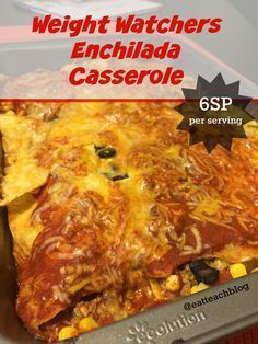 #WeightWatchers Enchilada Casserole. Only 6 #SmartPoints per serving! 10 minutes prep. 30 in oven. ENJOY! #recipe Weight Watchers Enchiladas, Homemade Takeout, Weight Watchers Casserole, Ww Meals, Ww Recipe, Enchilada Casserole Recipes, Weight Watchers Recipes Desserts, Weight Watchers Smart Points, Weight Watcher Dinners