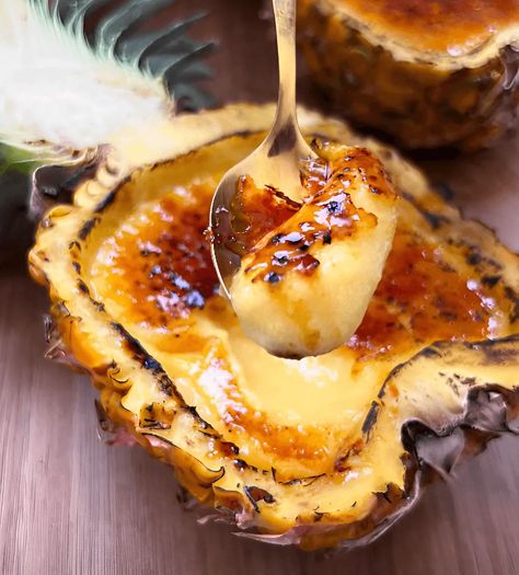 One and Only Pina Colada Creme Brulee Recipe Easy Beet Salad, Tropical Desserts, Creme Brulee Recipe, Brulee Recipe, Pineapple Desserts, Spring Desserts, Creamy Desserts, Pina Colada, Cooking Dinner