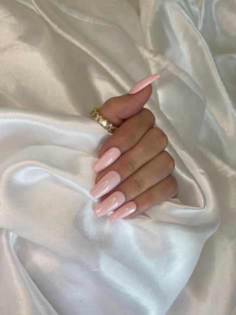 Ongles Rose Pastel, Baby Pink Acrylics, Coffin Tips, Pastel Pink Nails, Cute Pink Nails, Medium Coffin, Light Pink Nails, Light Nails, Ballerina Nails