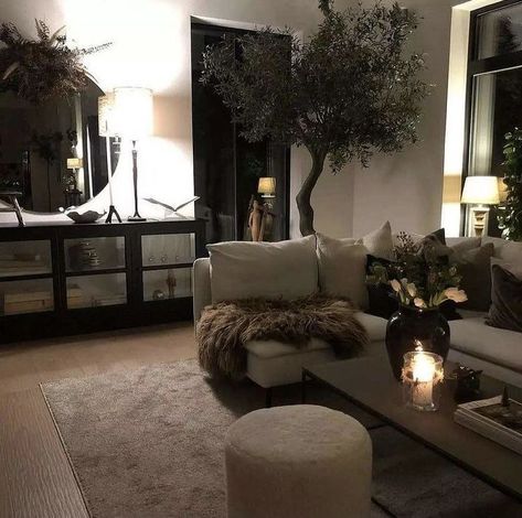 Boujee Apartment, Decorating Apartment, Apartment Decor Ideas, Luxe Living Room, Apartment Decoration, Apartment Living Room Design, Future Apartment Decor, Apartment Aesthetic, Apartment Style