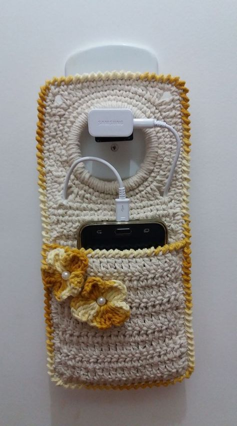 Free Crochet Purse Patterns, Crochet Phone Cover, Crochet Organizer, Crochet Free Patterns, Crochet Purse Pattern Free, Confection Au Crochet, Crochet Bag Pattern Free, Crochet Design Pattern, Crochet Simple