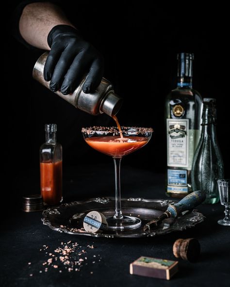 Let's Talk About Dark and Moody Food Photography - Photo by © Mats Dreyer Pasta Images, Cocktail Pictures, Moody Food Photography, Digging Deeper, Dark Food Photography, Outdoor Cocktail, Cocktail Photography, Wine Photography, Popular Food