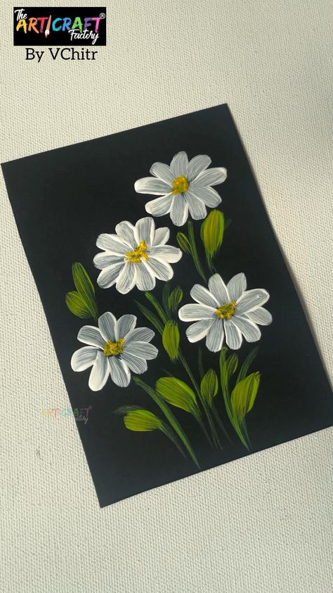 Painting Ideas On Canvas Flowers, On Canvas Painting Ideas, Diy Canvas Art Easy, Painting Ideas On Canvas Simple, Canvas Art Painting Abstract, Cute Easy Paintings, Black Canvas Art, Easy Painting Ideas On Canvas, Canvas Flowers