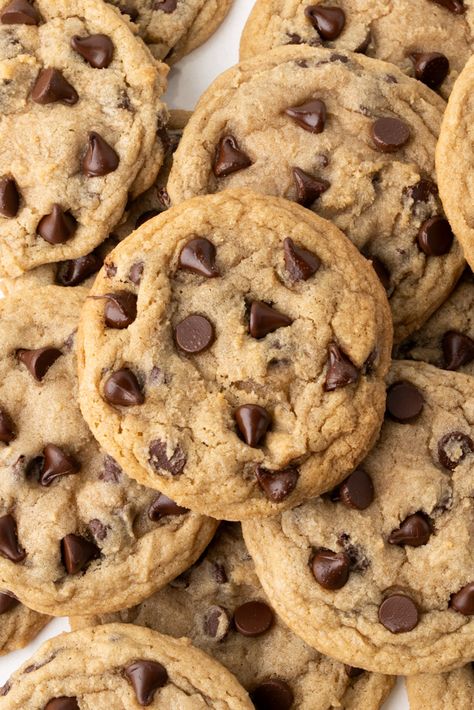 Chocolate Chip Cookies Waking Olivia, Cookies Advertising, Cake Me Home Tonight, Best Chocolate Chip Cookies Ever, Best Chocolate Chip Cookie Recipe Ever, Chocolate Chip Cookie Recipes, Best Chocolate Chip Cookie Recipe, Classic Chocolate Chip Cookies, The Best Chocolate Chip Cookies