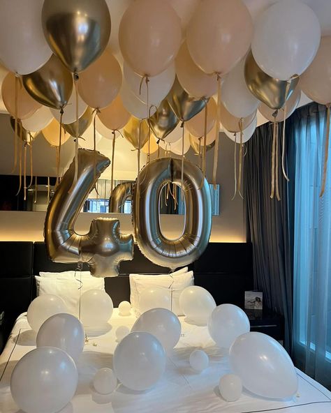 Ceiling balloons & satin ribbon combo 😍✨💫 Hotel balloons arranged as a surprise for a loved one 🤍 Made ready from office and positioned straight to your room! ➡️ DM TO BOOK ⬅️ London 📍 #hotelballoons #balloondecor #balloons #ceilingballoons #birthdaygirl #forher #londonballoons #balloonsetup #balloondelivery #birthdayballoons #40thbirthday #hoteldecor Room Full Of Balloons Birthday, Balloons On Ceiling, Room Full Of Balloons, Room With Balloons, Ceiling Balloons, Balloon Ceiling, Dirty Thirty, Balloon Delivery, Balloon Birthday