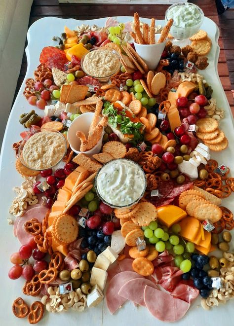 Food Buffet, New Years Traditions, Party Food Buffet, Harvest Table, Grazing Tables, Buffet Food, Charcuterie Boards, New Year’s Eve, Charcuterie Board