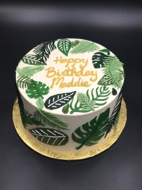 Cake Designs Jungle Theme, Birthday Cake Plants Theme, Plants Birthday Theme, Cake With Leaves Decoration, Plants Theme Birthday Party, Jungle Theme Birthday Cake Simple, Green Theme Birthday Cake, Plant Inspired Cake, Rainforest Cake Ideas