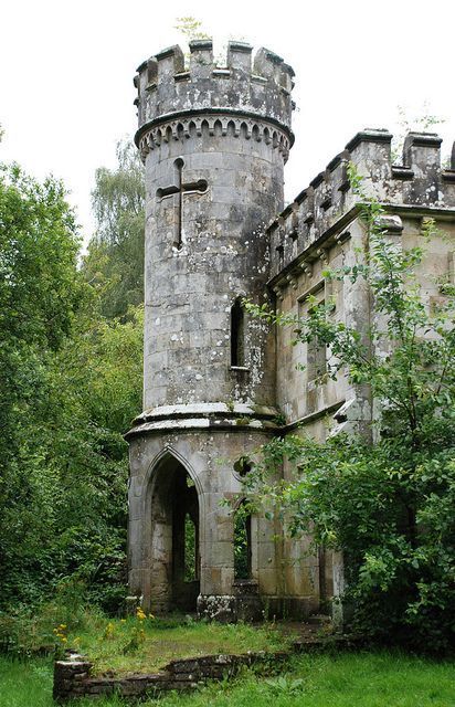 Medieval Tower Aesthetic, Castle Tower Aesthetic, Tower Reference, Midevil Castle, Castle Turret, Gothic Tower, Tower Interior, Medieval Towers, Old Castles