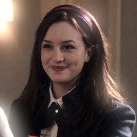 Blair Waldorf, Gossip Girl, Home Ideas, Style Inspiration, Red, Hair, Black