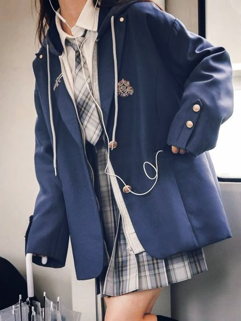 Cute Clothes Japanese, Uniform Outfits Aesthetic, School Uniform Outfits Aesthetic, Ravenclaw Fashion, Hogwarts Outfits, School Uniform Fashion, School Uniform Outfits, Uniform Outfits, Kawaii Fashion Outfits