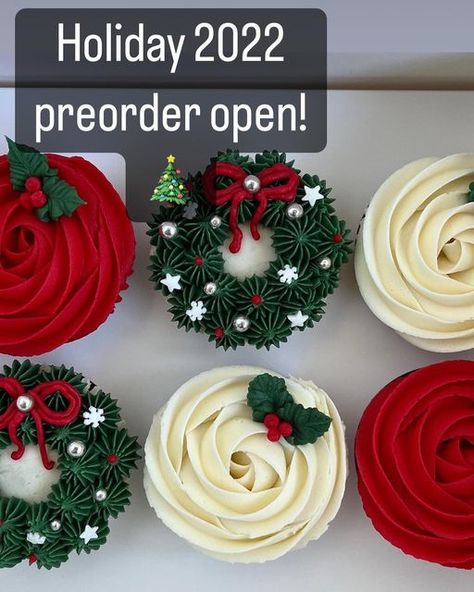 Buttercream Boutique on Instagram: "If you’ve tried ordering our Holiday designs recently, please clear your browsing history/cache before trying to order again. We appreciate your patience and support!" Cute Cupcakes Birthday, Holiday Cupcake Designs, Cupcake Christmas Design, Cupcake Christmas Decorating Ideas, Cupcake Designs Christmas, Christmas Cake And Cupcakes, Cupcake For Christmas, Aesthetic Christmas Cupcakes, Christmas Cupcake Design