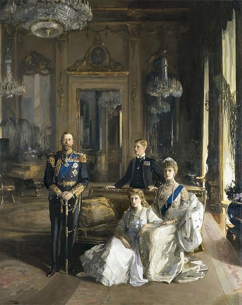 John Lavery, Era Victoria, Royal Family Portrait, English Royal Family, King George V, British Royal Families, Royal Art, Family Painting, English History