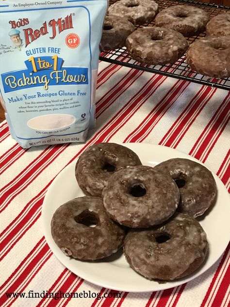 Gluten Free Donut Recipe, Gluten Free Doughnuts, Gluten Free Chocolate Cake, Gluten Free Donuts, Gluten Free Sweet, Gluten Free Sweets, Gluten Free Dairy Free Recipes, Gluten Free Eating, Chocolate Donuts