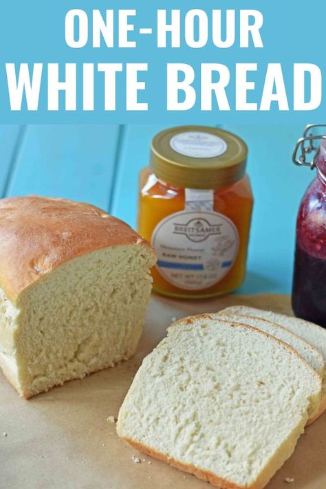 Tiny Biscuits, Easy White Bread Recipe, Cheesy Bites, White Hour, Homemade Baked Bread, Homemade White Bread, Wheat Bread Recipe, White Bread Recipe, Homemade Bread Recipes Easy