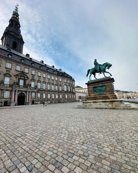 #copenhagen #denmark #christiansborg Christiansborg Palace, Copenhagen Travel, Manor Houses, Peaceful Life, Copenhagen Denmark, Manor House, Great Memories, Dream Vacations, Copenhagen