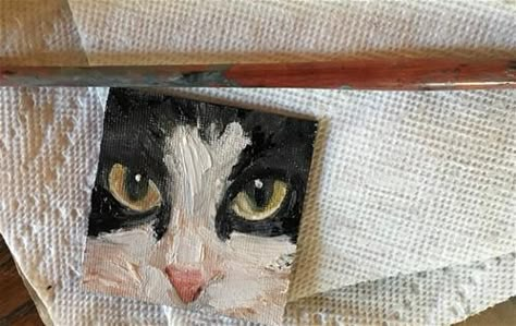 Tiny Cat Painting, Cat Canvas Art, Cat Mini Painting, Mini Cat Painting, Painting Ideas Cat, Mini Canvas Art Easy, Cat Painting Easy, Cat Painting Acrylic, Tuxedo Cat Painting