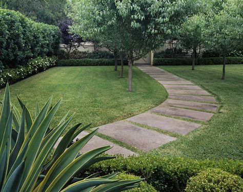 https://flic.kr/p/e4UXyN | Curved Path | dangargroup.com Paver Path, Front Path, Formal Garden Design, Walkways Paths, Formal Garden, Grasses Garden, Garden Plans, Formal Gardens, Garden Pathway