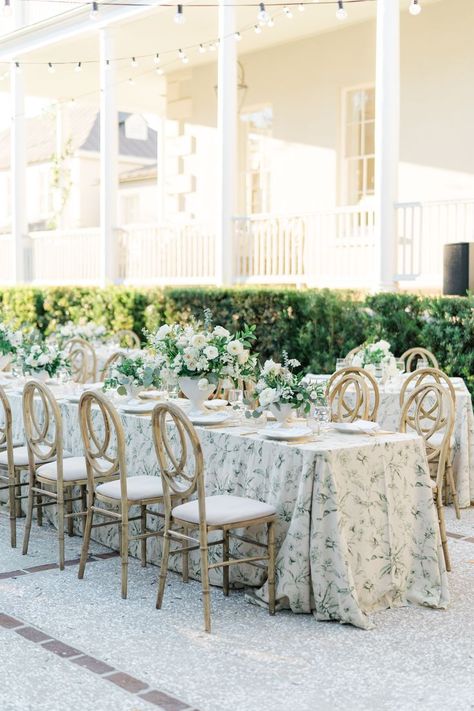 Flora Basil Table Linen | Stradley Davidson Linen Collective | Outdoor Wedding Reception - Charleston SC Charleston Wedding Reception, Green Wedding Inspiration, Tablescape Inspiration, Garden Wedding Decorations, Outdoor Wedding Reception, Table Top Design, Wedding Leaves, Coastal Wedding, Brunch Wedding