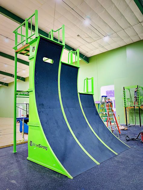 MoveStrong Triple Warped Wall Now Available - MoveStrong Sport Club Design, Wallpaper Nintendo, Ninja Warrior Training, Kids Ninja Warrior, Ninja Warrior Gym, Parkour Gym, Gym Rope, Obstacle Course Training, Warrior Training