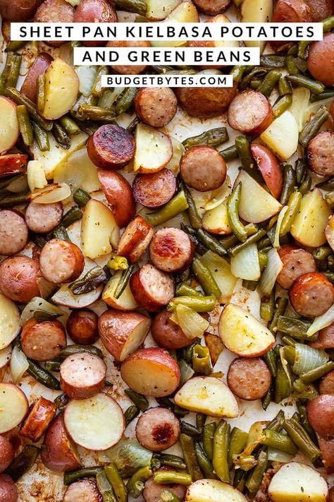 Sheet pan meals don't get an easier or more delicious than this Sheet Pan Kielbasa Potatoes and Green Beans dinner. Budgetbytes.com Green Beans Crockpot Recipes, Sheet Pan Kielbasa, Green Beans Dinner, Sausage Potatoes Green Beans, Kielbasa Potatoes, Pan Green Beans, Recipes With Potatoes, Beans Dinner, Sausage And Green Beans