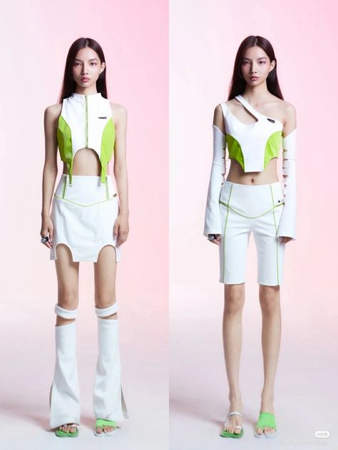 Simple Futuristic Fashion, Korean Futuristic Fashion, Cyberpunk High Fashion, Soft Techwear Outfits, Cute Futuristic Outfits, Futureristic Fashion, Futuristic Sportswear, Futuristic Outfits Women, Future Fashion Women