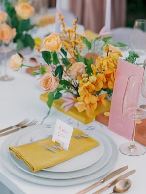 Colorful Wedding Inspiration Complete With a Sunglass Seating Chart Every Guest Will Love! Deco Boheme, Colorful Wedding, Yellow Wedding, Tabletop Decor, Wedding Table Settings, Modern Love, Wedding Tablescapes, Seating Chart, Seating Charts