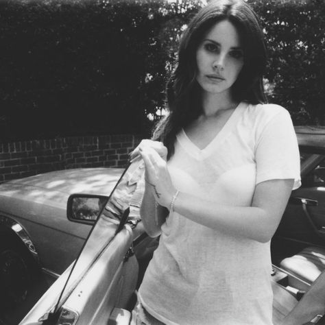 Lana Del Rey Hands, Lana Photoshoot, Ultraviolence Album, Lana Del Rey Pictures, Lana Del Rey Albums, Lana Del Rey Ultraviolence, Lana Del Rey Love, Lana Del Rey Vinyl, Lana Rey