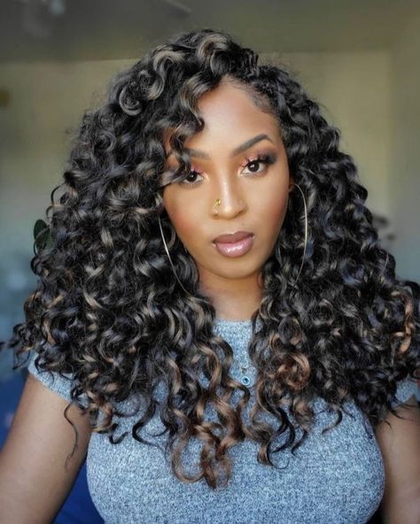 Crochet Braids Hairstyles Curls, Wavy Braids, Ocean Wave Crochet, Crochet Hair Styles Freetress, Ocean Wave Crochet Hair, Crochet Curls, Curly Crochet Braids, Wave Crochet, Beach Curls