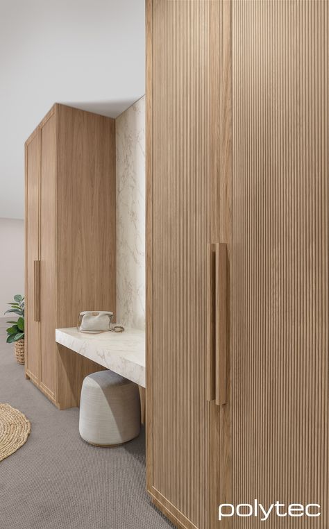 Earthy Ensuite, Bedroom With Cupboards, Oak Closet Doors, Bedroom Cupboard Designs Colour, Prime Oak Woodmatt, Wardrobe Shutter Design, Wardrobe Internal Design, Latest Cupboard Designs, Prime Oak