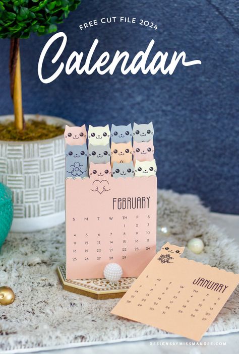 Cricut Ideas Vinyl, Cute Cricut Projects, Agenda Design, Calendar Designs, Creative Calendar, 달력 디자인, Calendar Craft, Cat Calendar, Idee Cricut