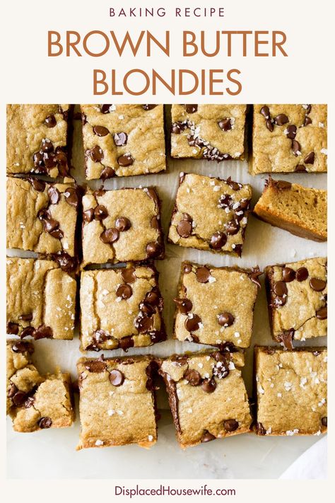 What's better than blondies? Classic Brown Butter Blondies with the perfect amount of chocolate sprinkled over the tops! This delicious blondie recipe is loaded with the toasted flavor of browned butter, dark brown sugar (you can also use light!) and heaps of vanilla extract. They come together quickly in one bowl (aside from the pan needed to brown the butter) and in spite of the hardship of having to wait until they're completely cool to cut them, they are UTTER PERFECTION! Brown Butter Blondies Recipes, Blondes Recipe Blondie Brownies, Banana Blondies With Brown Butter Icing, Brown Butter Chocolate Chip Blondies, Browned Butter Blondies, Chewy Blondies Recipe, Brown Butter Blondies, Blondie Recipe, Chocolate Chip Blondies