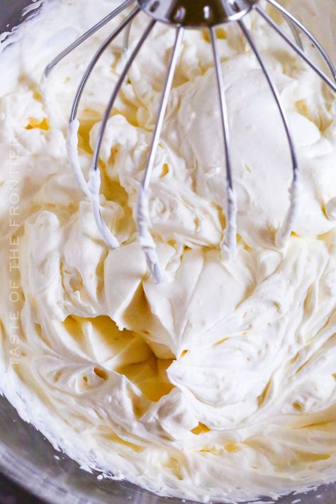 Lemon Whipped Cream Frosting, Cream Frosting Recipe, Whipped Cream Frosting Recipe, Lemon Whipped Cream, Stabilized Whipped Cream, Whipped Cream Frosting, Lemon Cupcakes, Frosting Recipe, Cream Frosting