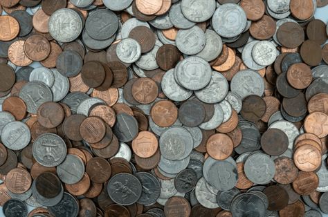 How To Clean Coins, How To Clean Pennies, Old Pennies Worth Money, Old Coins Worth Money, Rare Coins Worth Money, Copper Coins, Coin Values, Coins Worth Money, Coin Worth