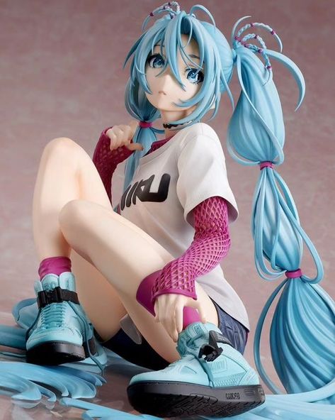 Poses Manga, Anime Figurines, Figure Poses, Poses References, Dynamic Poses, Anime Dolls, Action Poses, Pose Reference Photo, Funko Pops