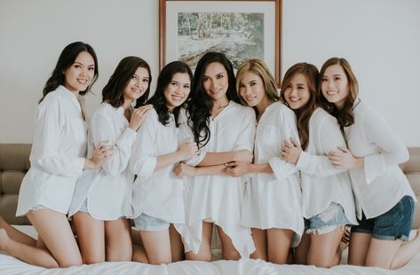 Wedding Entourage Photoshoot, Team Bride Photoshoot, Pre Wedding Bridesmaid Photos, Team Bride Photoshoot Ideas, Bridesmaid Pictorial, Bridesmaid Outfits For Getting Ready, Bridesmaid Photoshoot Before Wedding, Bridesmaid Prep, Bridesmaid Photoshoot Ideas