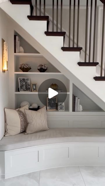 Victoria S on Instagram: "Under Staircase reading nook 📖 🤍

.
.
.

Staircase @msmithbespokejoinery 
Cushions & seat @rodgersandcoluxurycurtains 
Wall light @hammertonlighting 
Frames @addisonrosshome 
Styling @rachaellaureninteriors 

#readingnook #readingcorner #mycosyspace #cosycorner #understairs #understairstorage #understairsidea #bookworm #relaxingspace #interiorideas #renotips #interiordesigninspo #homesblogger #interiorstyling #shelfie #shelfiestyle #shelfstyling #shelfiedecor" Understairs Seating Ideas, Understairs Dining Ideas, Study Under Staircase, Seat Under Stairs, Under Staircase Ideas Modern, Under Stair Reading Nook, Nook Under Stairs Ideas, Under Staircase Design, Under Stairs Decoration Ideas