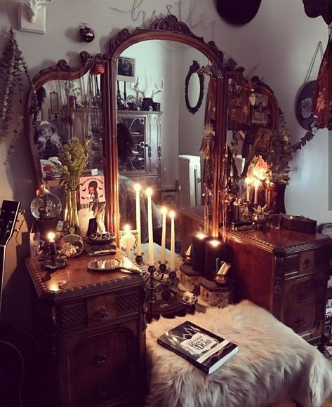 Witch Aesthetic Vanity, Whimsigoth Bedroom Furniture, Whismgothic Room Aesthetic, Cottagecore Goth Room, Victorian House Halloween Decor, Kitchy Halloween Decor, Witchy Vanity Ideas, Woman Cave Aesthetic, Piratecore Bedroom