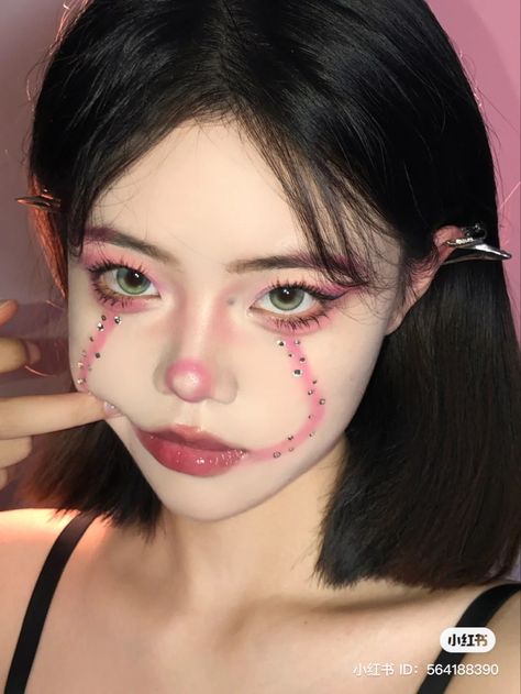 Holloween Makeup, Vampire Bride, Halloween Makeup Pretty, Doll Eye Makeup, Face Art Makeup, Makeup Accesories, Ulzzang Makeup, Ethereal Makeup, Interesting Images