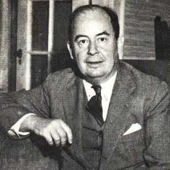 The genius of John von Neumann 🧠 He could speak eight languages by the age of six, including Ancient Greek and Latin. He could divide eight-digit numbers in his head at the age of six. He was familiar with differential and integral calculus by the age of eight. He entered the… John Von Neumann, Calculus, Ancient Greek, Gentleman, History