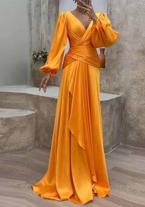 How To Fold Sleeves, Satin Dress Long, Evening Dresses With Sleeves, Womens Prom Dresses, Patches Fashion, Dress Sleeve Styles, Pleated Maxi Dress, Puff Sleeve Dresses, Pleated Maxi